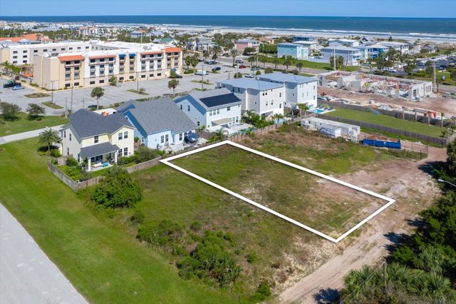 126 4Th St, St Augustine, FL 32080