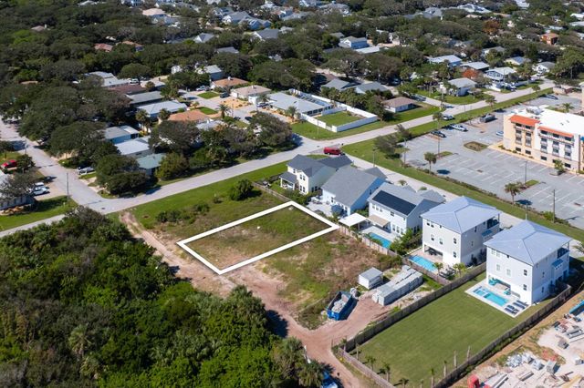 126 4Th St, St Augustine, FL 32080