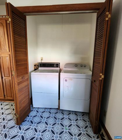 103 NOBLE AVE, Gordonsville, VA 22942