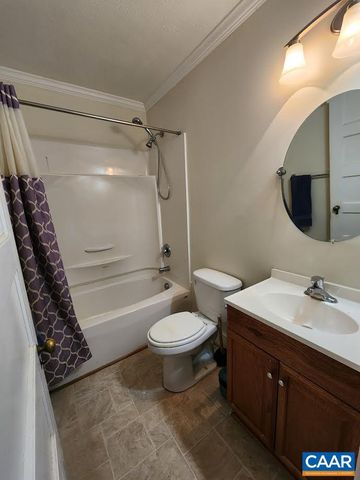 103 NOBLE AVE, Gordonsville, VA 22942