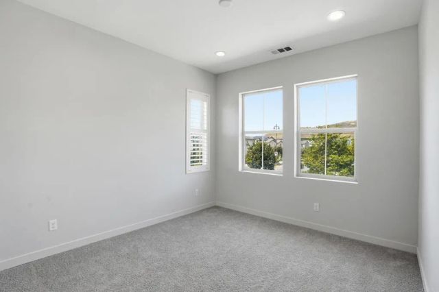 951 Camino Aldea, Chula Vista, CA 91913
