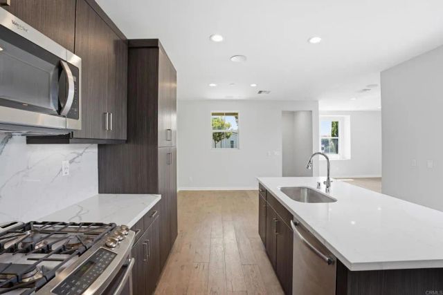951 Camino Aldea, Chula Vista, CA 91913