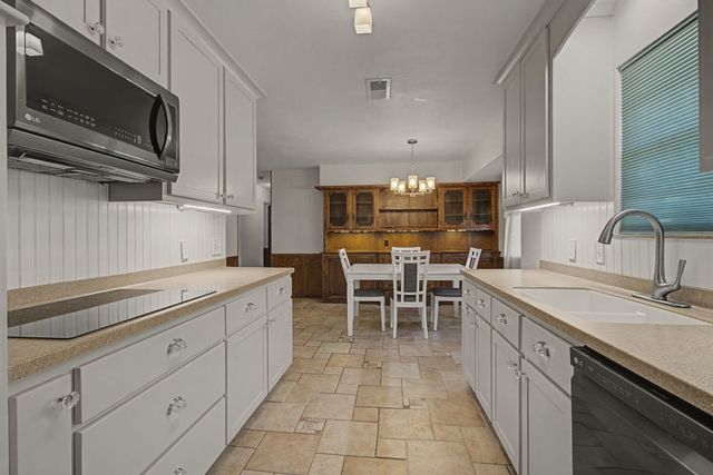 208 Ashe Bend Drive, Rowlett, TX 75087