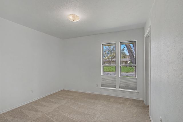 208 Ashe Bend Drive, Rowlett, TX 75087