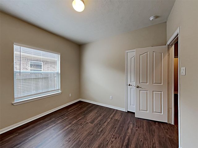 28914 Hidden Lake W, Magnolia, TX 77354