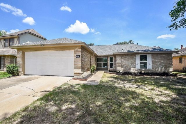 15118 Cabots Landing Drive, Houston, TX 77084