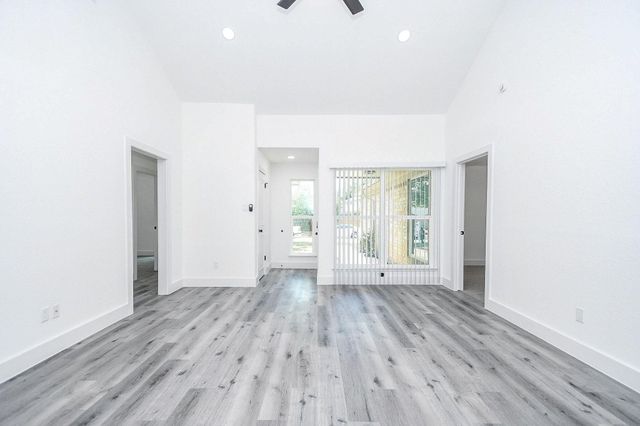 15118 Cabots Landing Drive, Houston, TX 77084