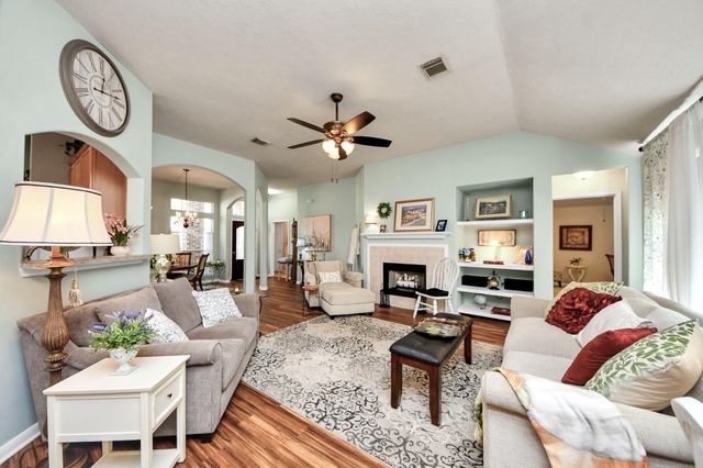 143 S Delta Mill Circle, Conroe, TX 77385