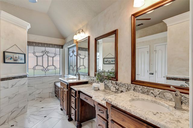 7613 Royal Troon Drive, Fort Worth, TX 76179