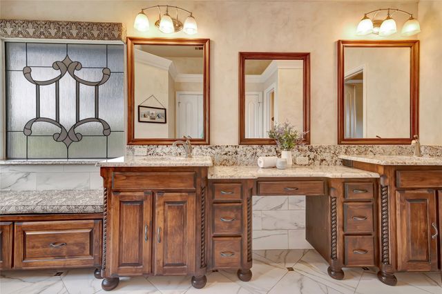 7613 Royal Troon Drive, Fort Worth, TX 76179