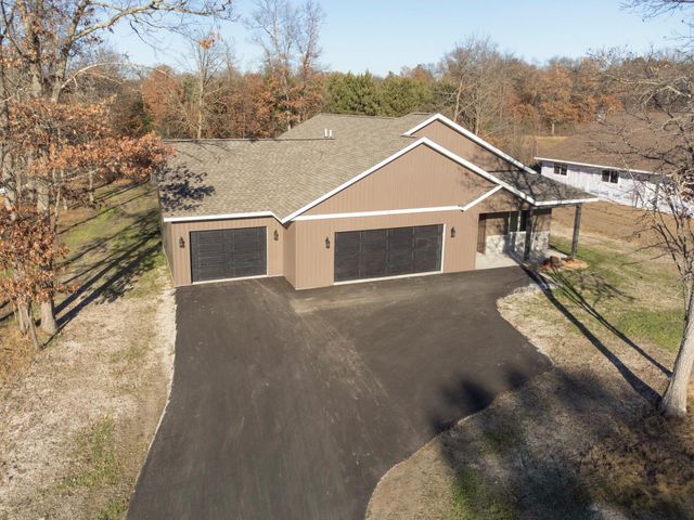 4680 Cedar Scenic Road, Baxter, MN 56425