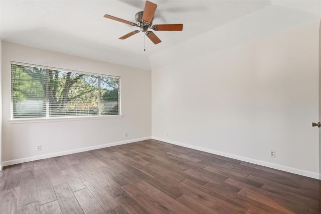 1109 Lohmans Crossing RD, Lakeway, TX 78734