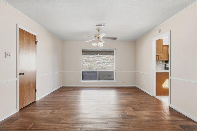1109 Lohmans Crossing RD, Lakeway, TX 78734