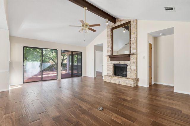 1109 Lohmans Crossing RD, Lakeway, TX 78734