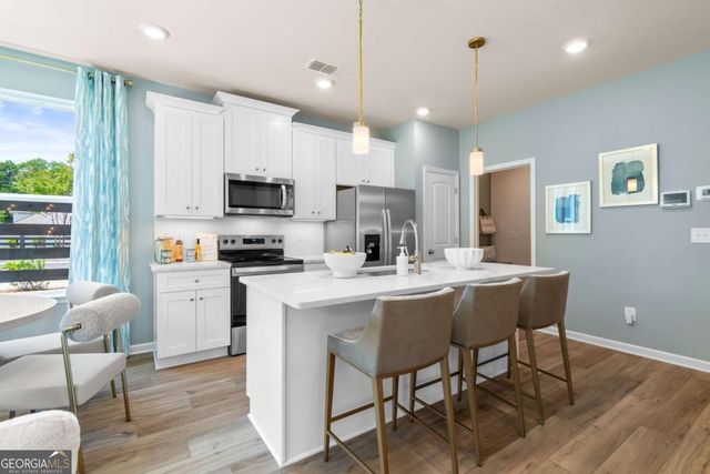 3668 Donovan Circle, Loganville, GA 30052