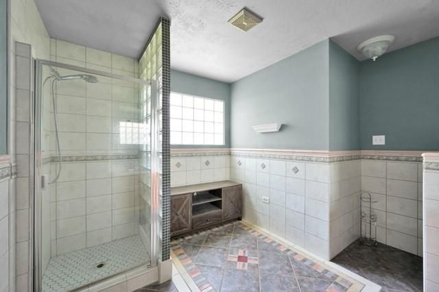 6715 Dillon Drive, Magnolia, TX 77354