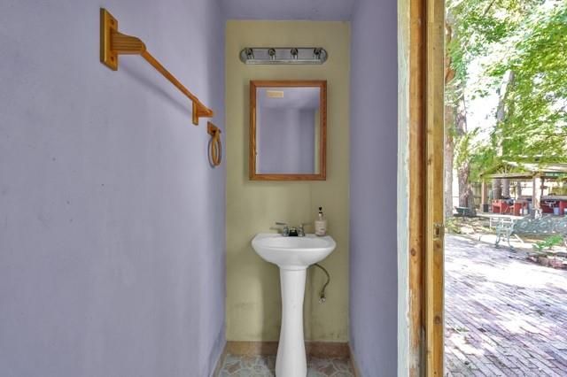 6715 Dillon Drive, Magnolia, TX 77354