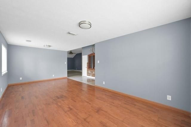 6715 Dillon Drive, Magnolia, TX 77354