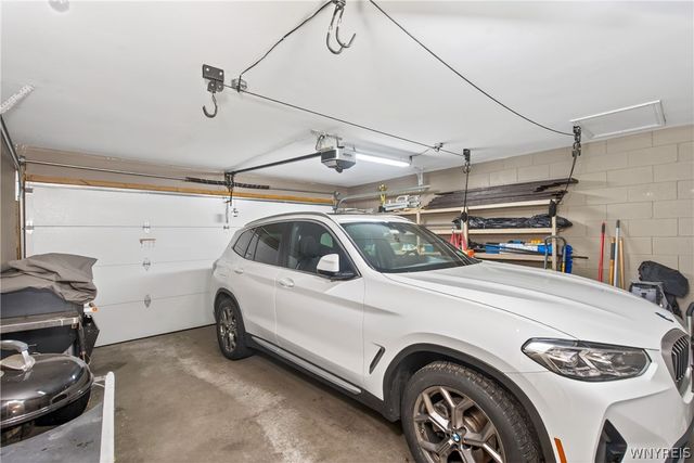 36 Harbour Point, Buffalo, NY 14202