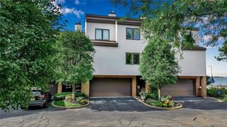 36 Harbour Point, Buffalo, NY 14202