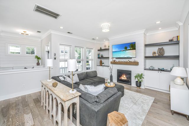 1585 Bourne Crossing, Mount Pleasant, SC 29466