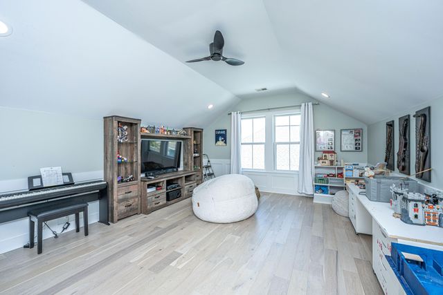 1585 Bourne Crossing, Mount Pleasant, SC 29466