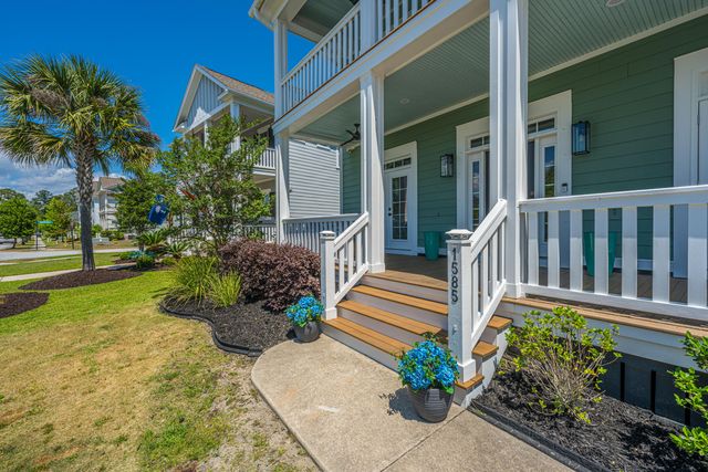 1585 Bourne Crossing, Mount Pleasant, SC 29466