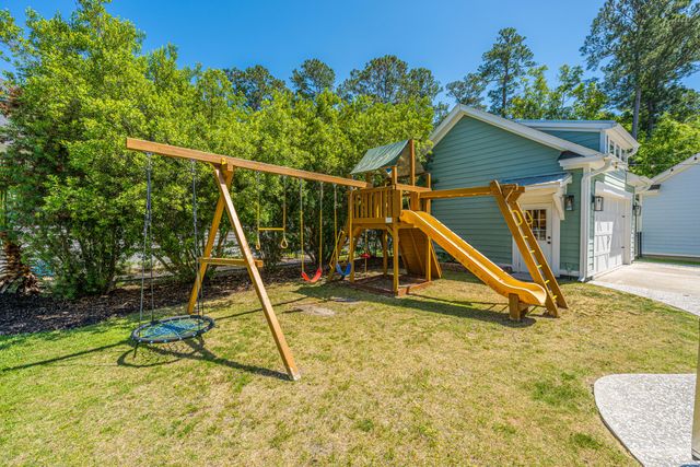 1585 Bourne Crossing, Mount Pleasant, SC 29466