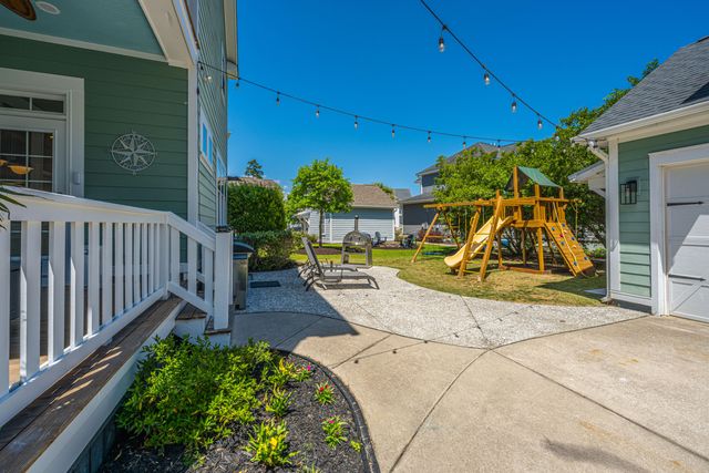 1585 Bourne Crossing, Mount Pleasant, SC 29466
