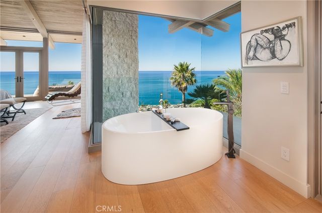 709 Kendall Drive, Laguna Beach, CA 92651