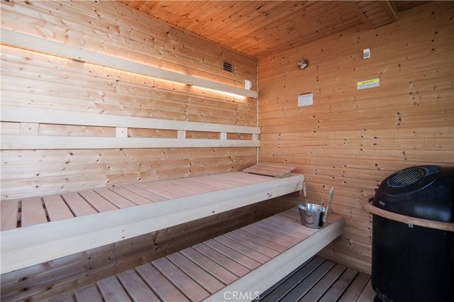 709 Kendall Drive, Laguna Beach, CA 92651