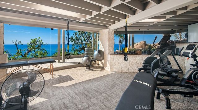 709 Kendall Drive, Laguna Beach, CA 92651