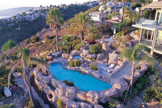 709 Kendall Drive, Laguna Beach, CA 92651