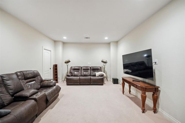 5924 Oak Leaf Court, Conroe, TX 77304