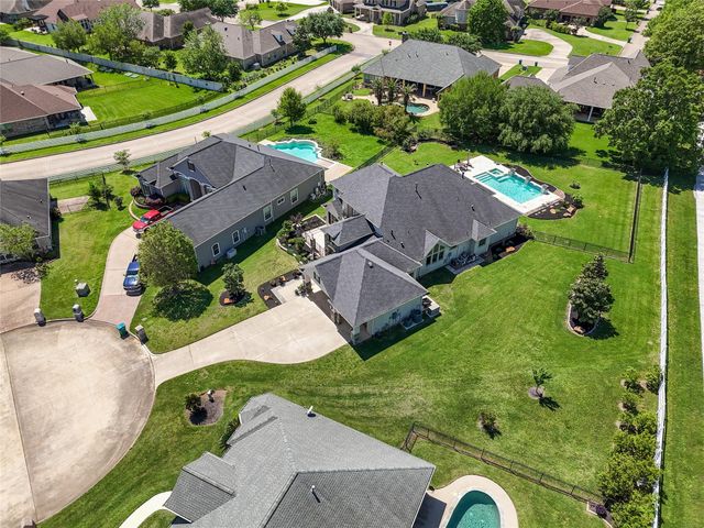 5924 Oak Leaf Court, Conroe, TX 77304