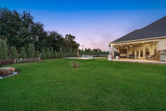 5924 Oak Leaf Court, Conroe, TX 77304