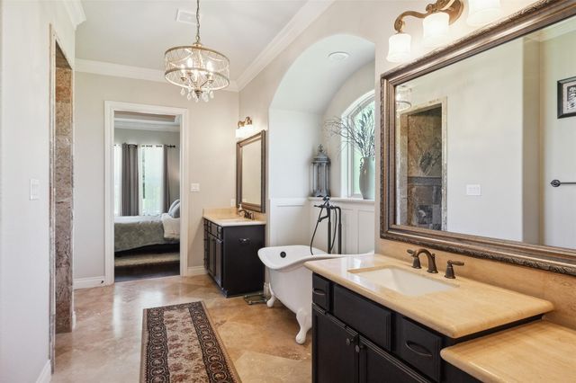 5924 Oak Leaf Court, Conroe, TX 77304