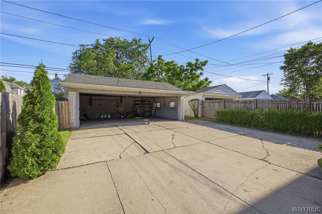 154-156 Lincoln Boulevard, Tonawanda, NY 14217