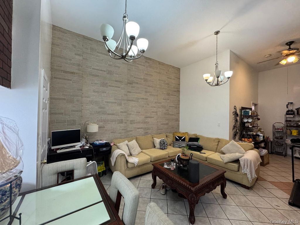 643 Baker Avenue, Bronx, NY 10460 — photo 2