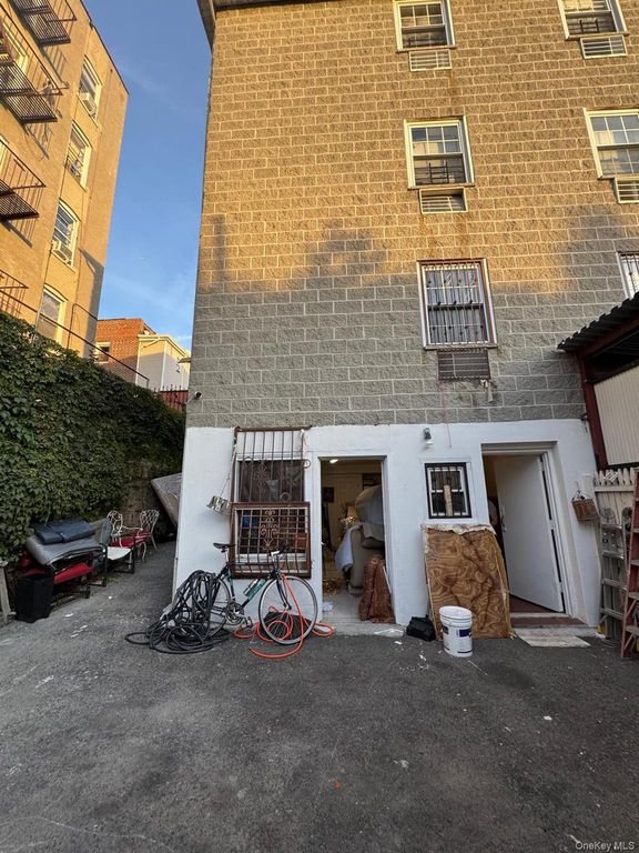 643 Baker Avenue, Bronx, NY 10460 — photo 5
