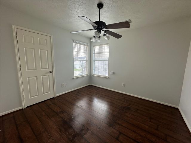 10903 Tobar Falls Circle, Houston, TX 77064