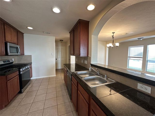 10903 Tobar Falls Circle, Houston, TX 77064