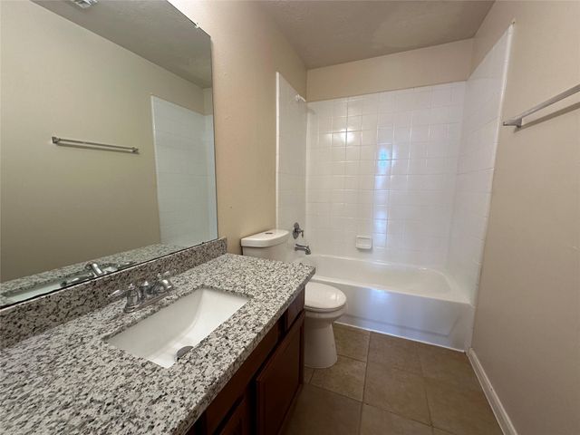 10903 Tobar Falls Circle, Houston, TX 77064