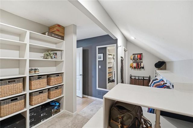 2448 NW Valley View Drive, Lee's Summit, MO 64081