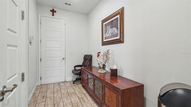 8572 SW 94TH CIRCLE, Ocala, FL 34481