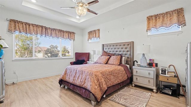 8572 SW 94TH CIRCLE, Ocala, FL 34481