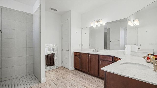 8572 SW 94TH CIRCLE, Ocala, FL 34481