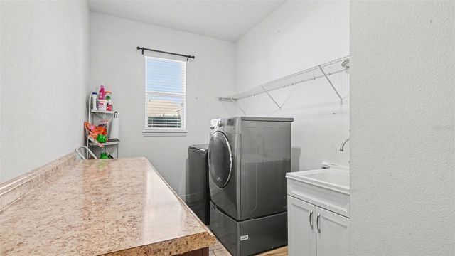 8572 SW 94TH CIRCLE, Ocala, FL 34481