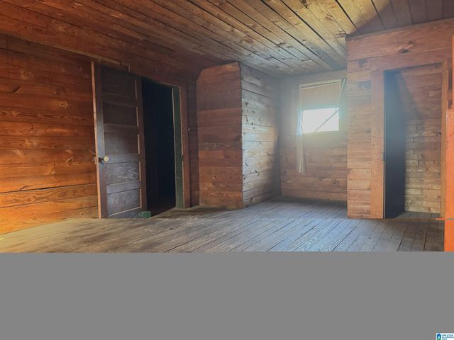 203 3RD STREET SE, Aliceville, AL 35442