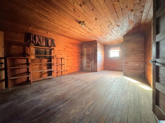 203 3RD STREET SE, Aliceville, AL 35442